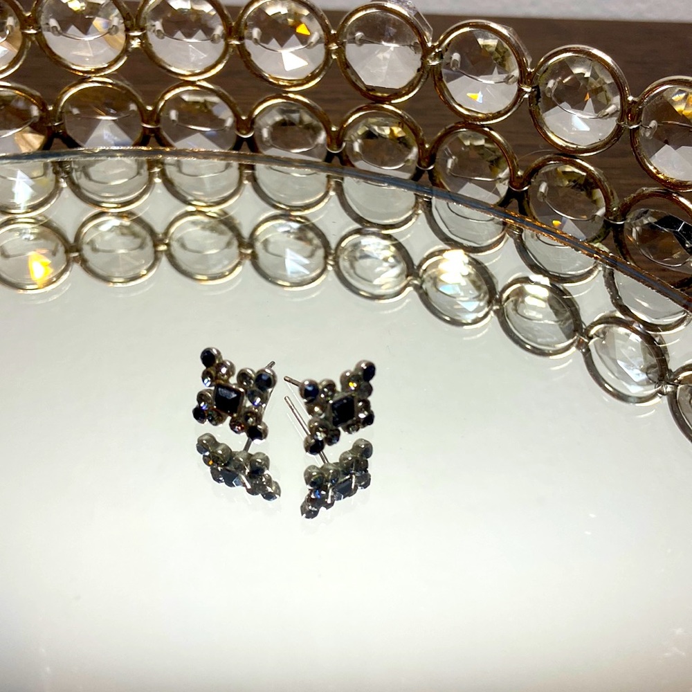 Black earrings
